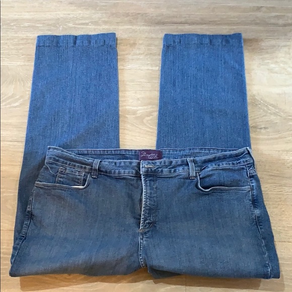 NYDJ plus size women’s blue jeans - Picture 3 of 8
